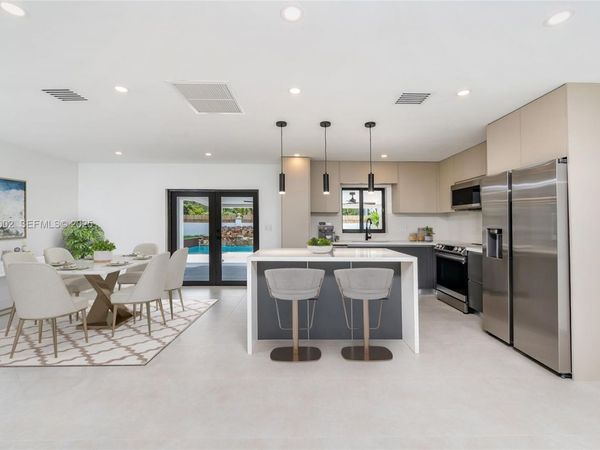 9230 SW 183rd Ter, Palmetto Bay, FL 33157