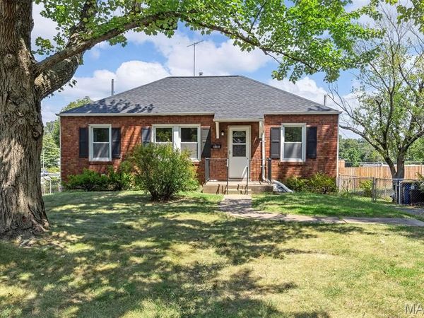 10019 Saint Martha Lane, St Ann, MO 63074