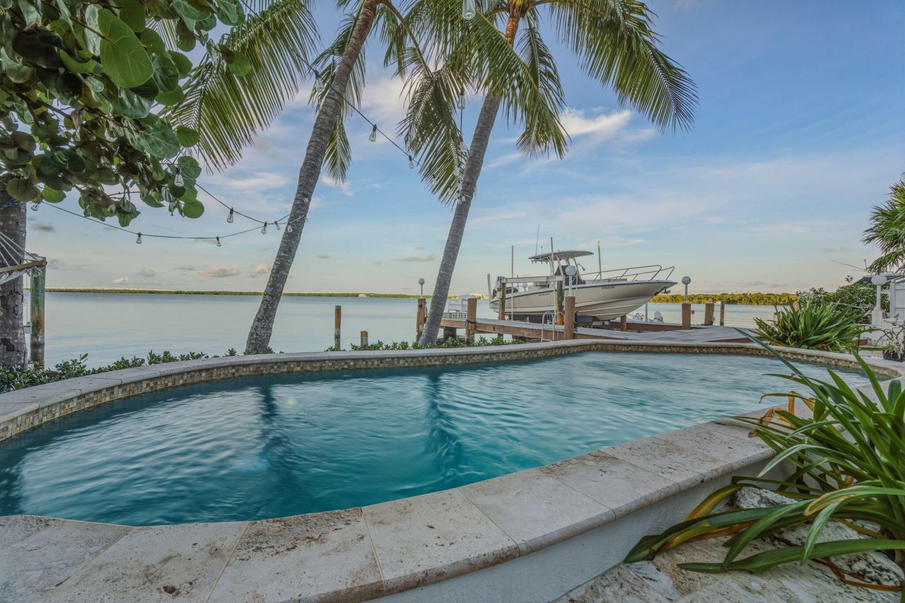 16 North Drive, Key Largo, FL 33037 Photo