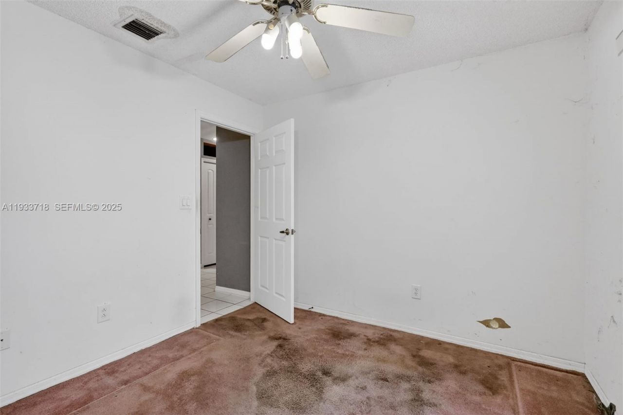 1244 NW 171st Ave, Pembroke Pines, FL 33028 Photo