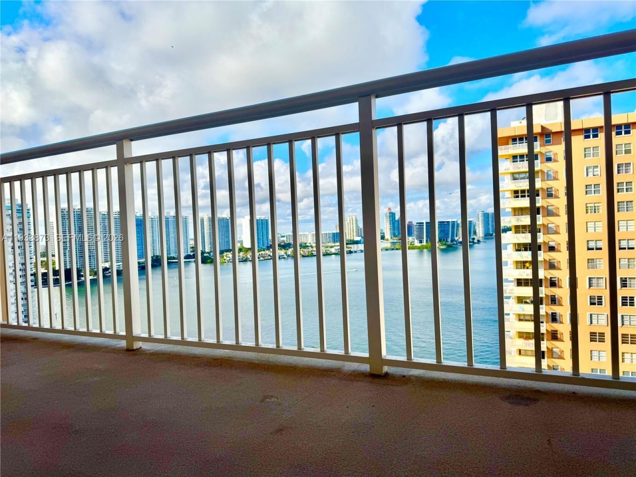 250 174th St , Unit 1912, Sunny Isles Beach, FL 33160 Photo