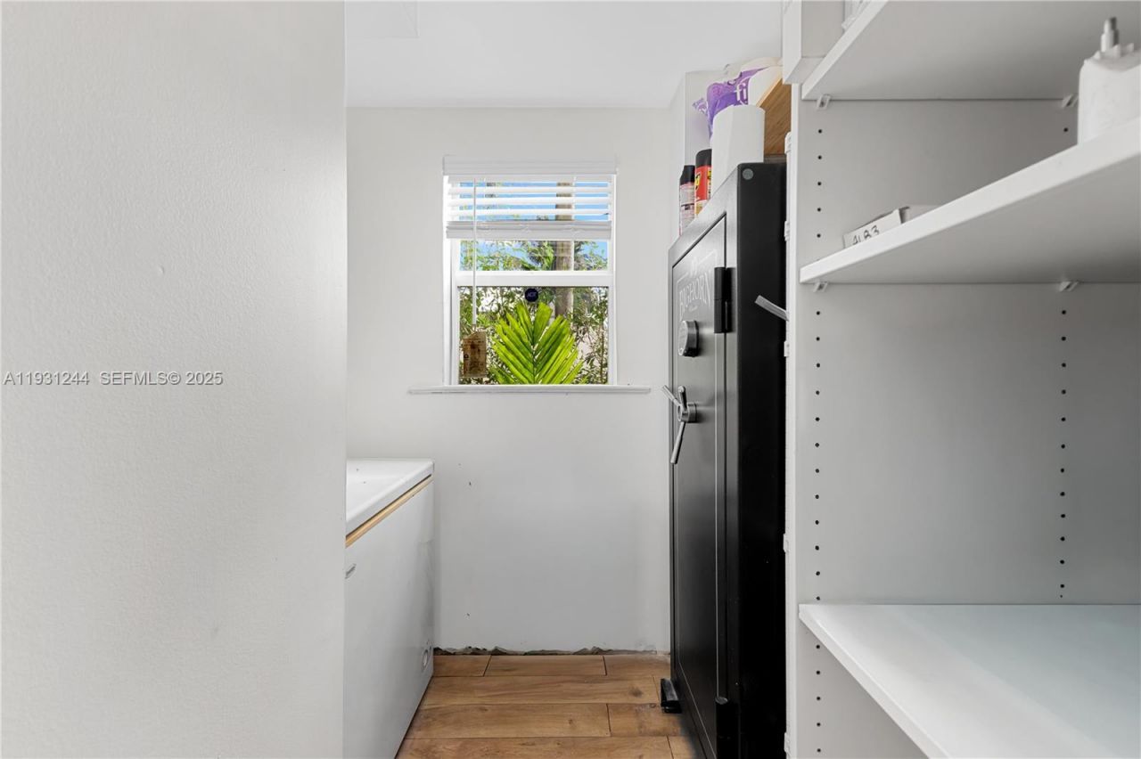 820 NE 83rd St, Miami, FL 33138 Photo