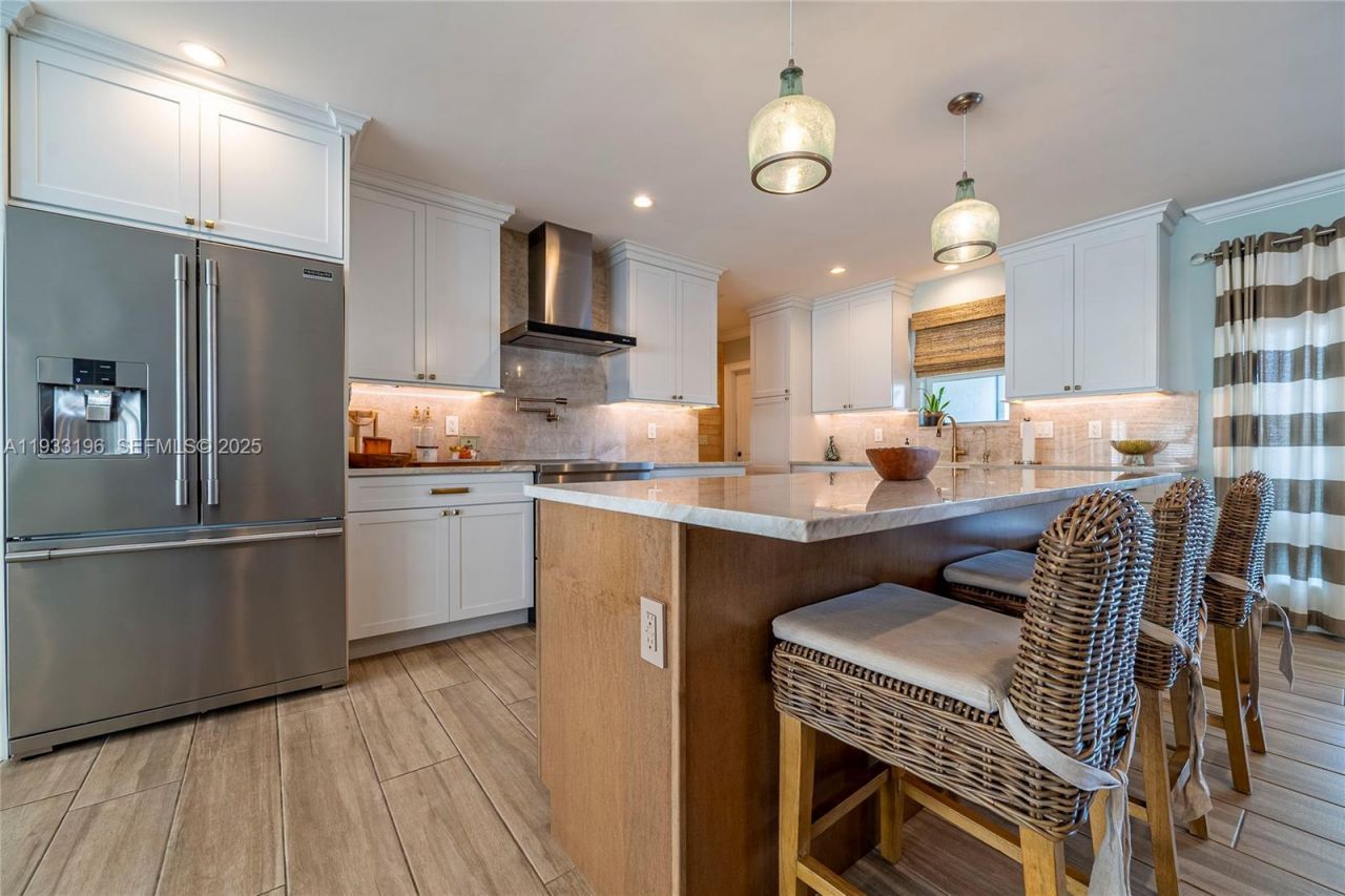 2832 NE 34th St, Lighthouse Point, FL 33064 Photo