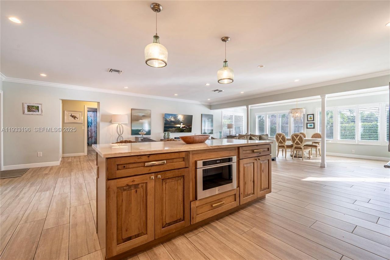 2832 NE 34th St, Lighthouse Point, FL 33064 Photo