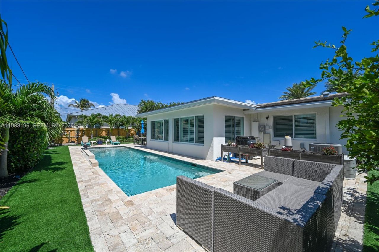 2832 NE 34th St, Lighthouse Point, FL 33064 Photo