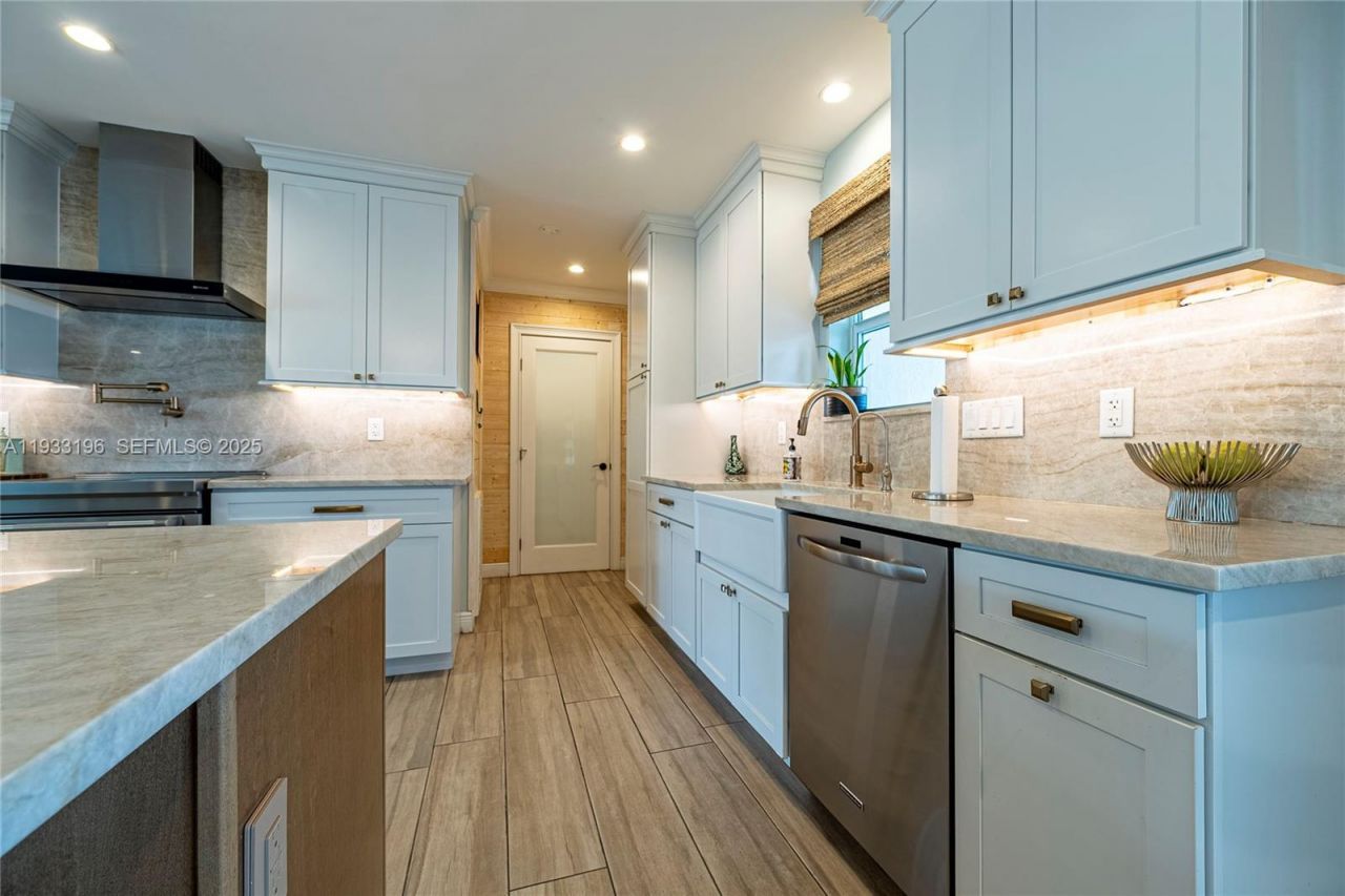 2832 NE 34th St, Lighthouse Point, FL 33064 Photo