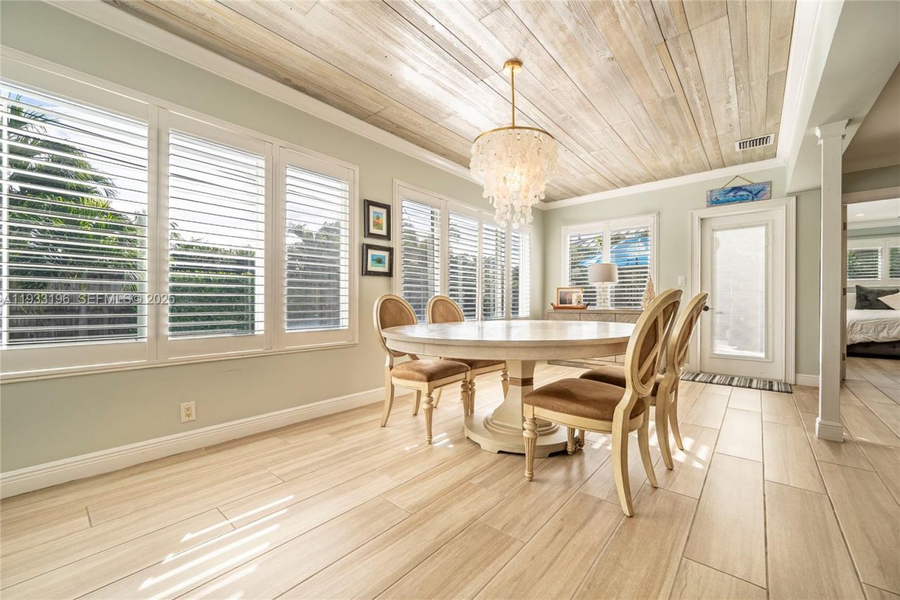 2832 NE 34th St, Lighthouse Point, FL 33064 Photo