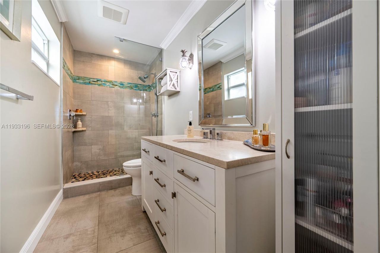 2832 NE 34th St, Lighthouse Point, FL 33064 Photo