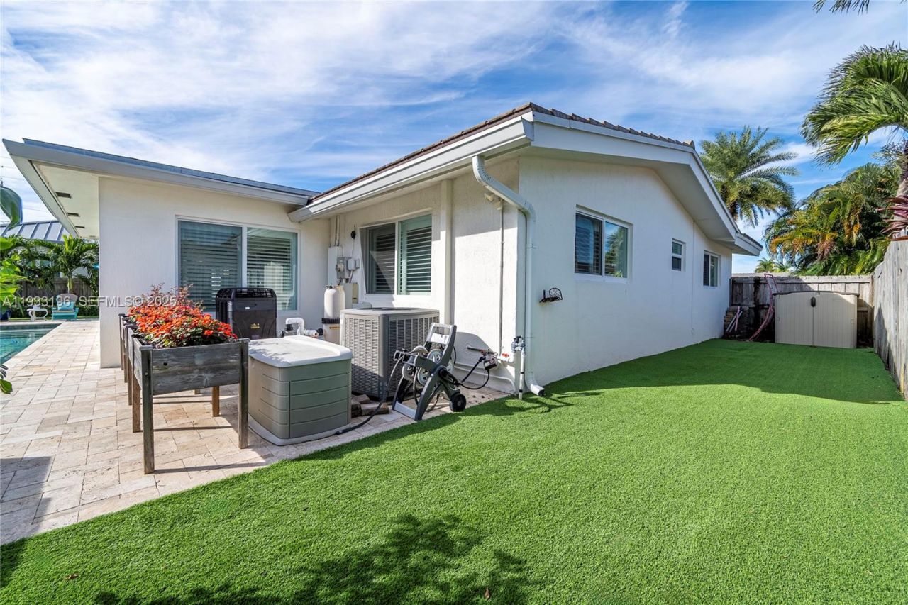 2832 NE 34th St, Lighthouse Point, FL 33064 Photo