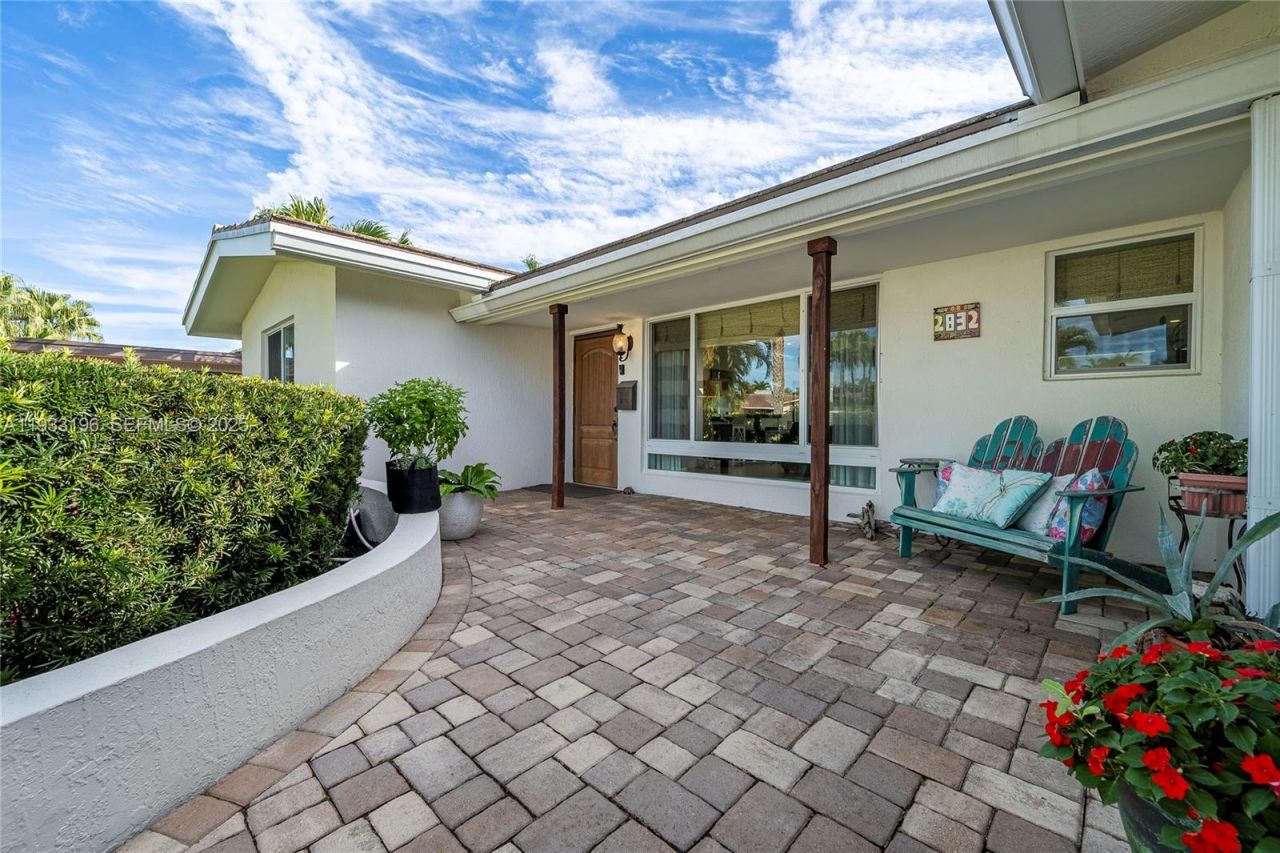 2832 NE 34th St, Lighthouse Point, FL 33064 Photo