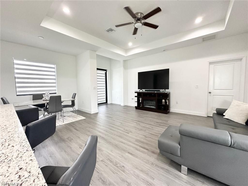 933 Oxford Ave S, Lehigh Acres, FL 33974 Photo