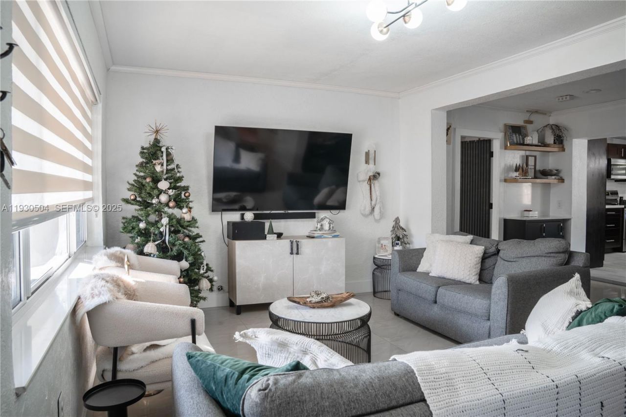 2403 Rodman St, Hollywood, FL 33020 Photo