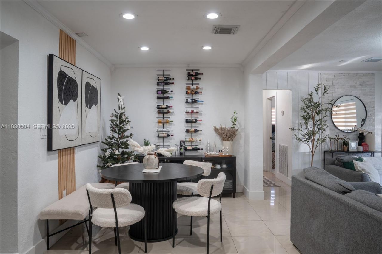 2403 Rodman St, Hollywood, FL 33020 Photo