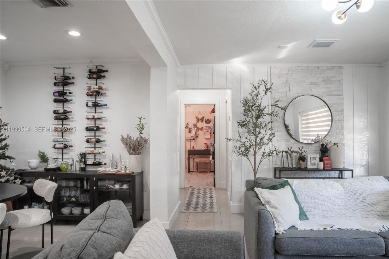 2403 Rodman St, Hollywood, FL 33020 Photo