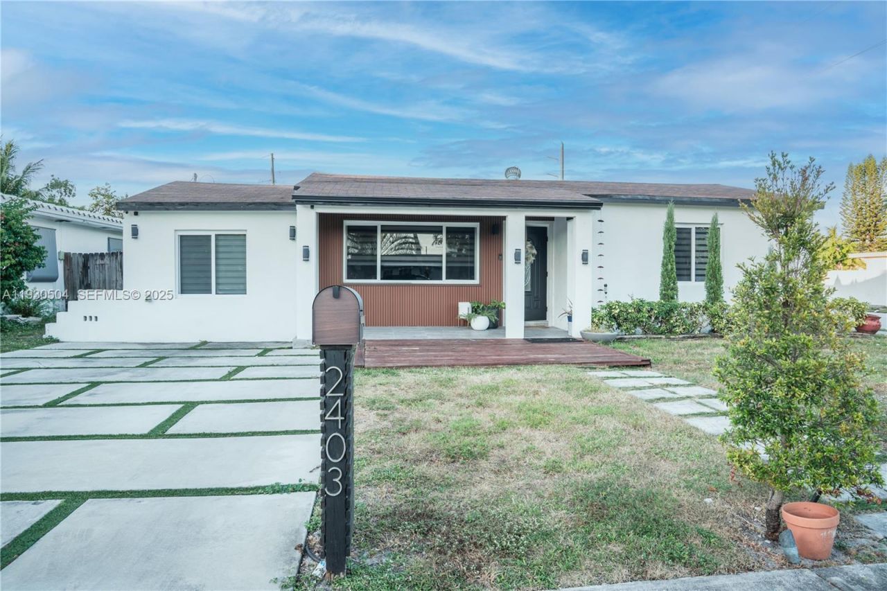 2403 Rodman St, Hollywood, FL 33020 Photo