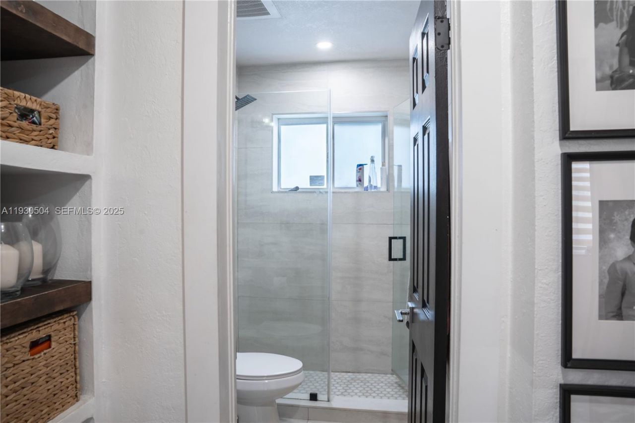 2403 Rodman St, Hollywood, FL 33020 Photo