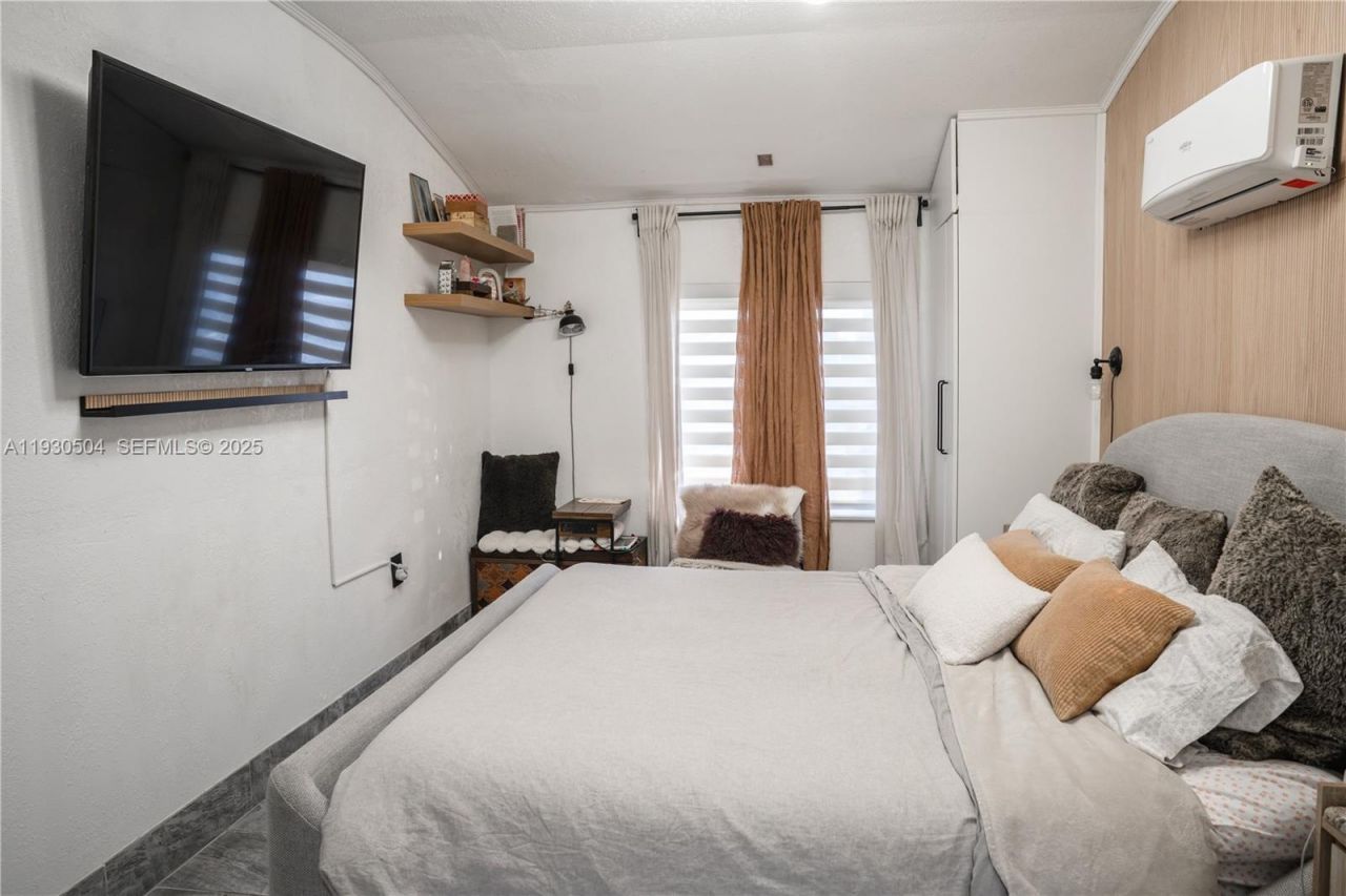 2403 Rodman St, Hollywood, FL 33020 Photo