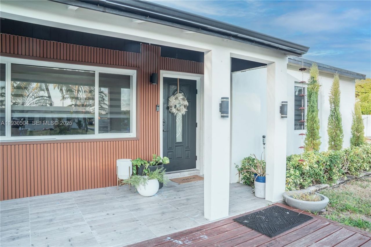 2403 Rodman St, Hollywood, FL 33020 Photo