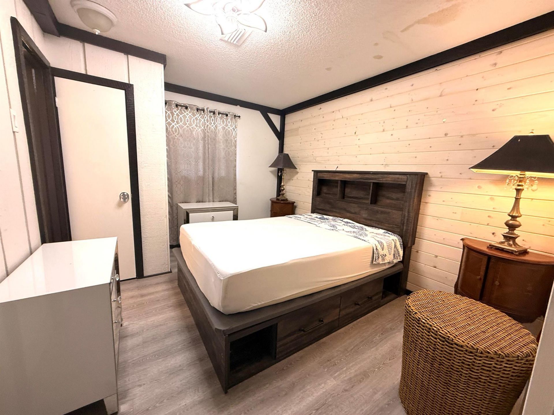 1009 S Indian River Drive, Fort Pierce, FL 34950 Photo