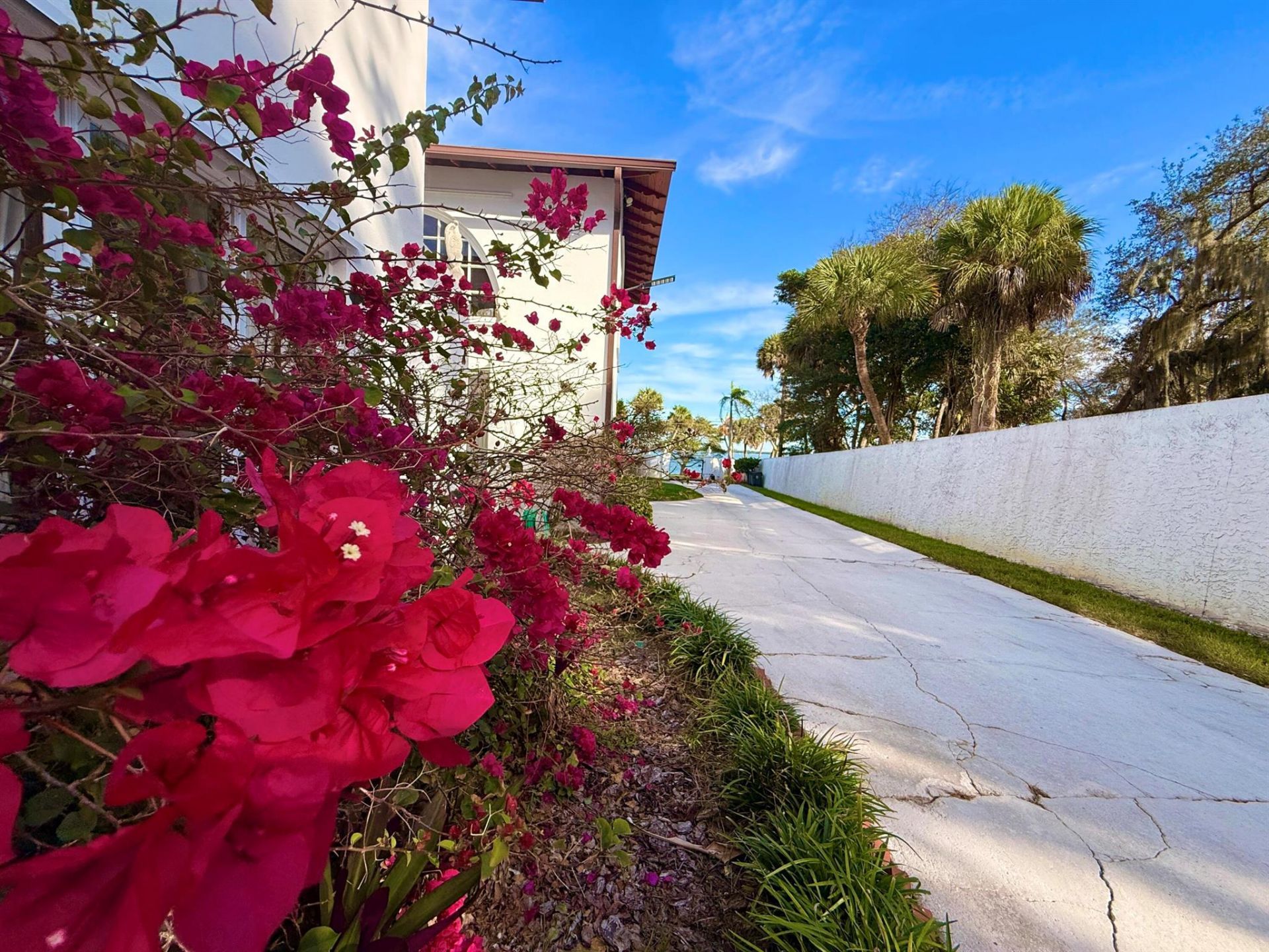 1009 S Indian River Drive, Fort Pierce, FL 34950 Photo