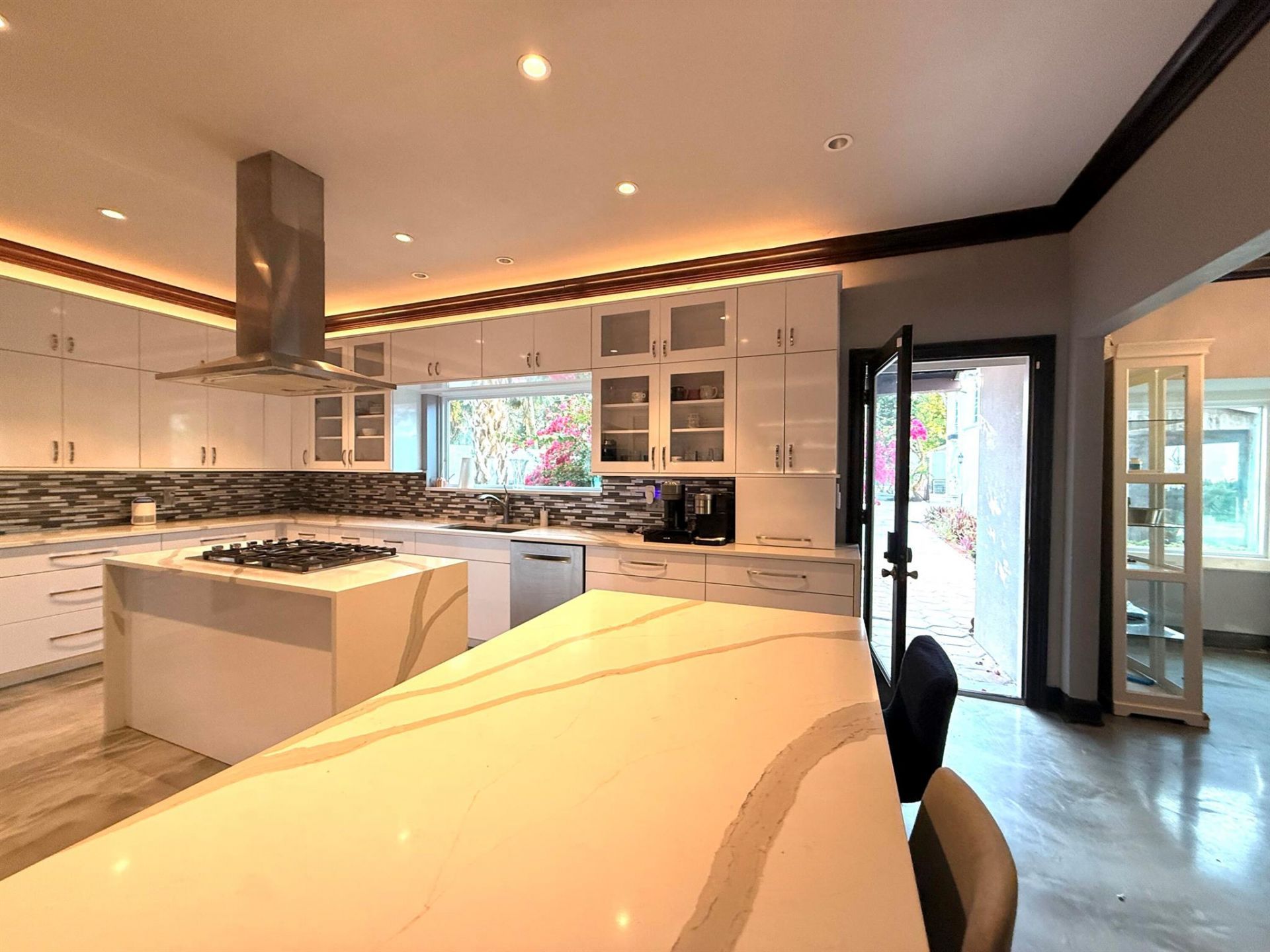 1009 S Indian River Drive, Fort Pierce, FL 34950 Photo