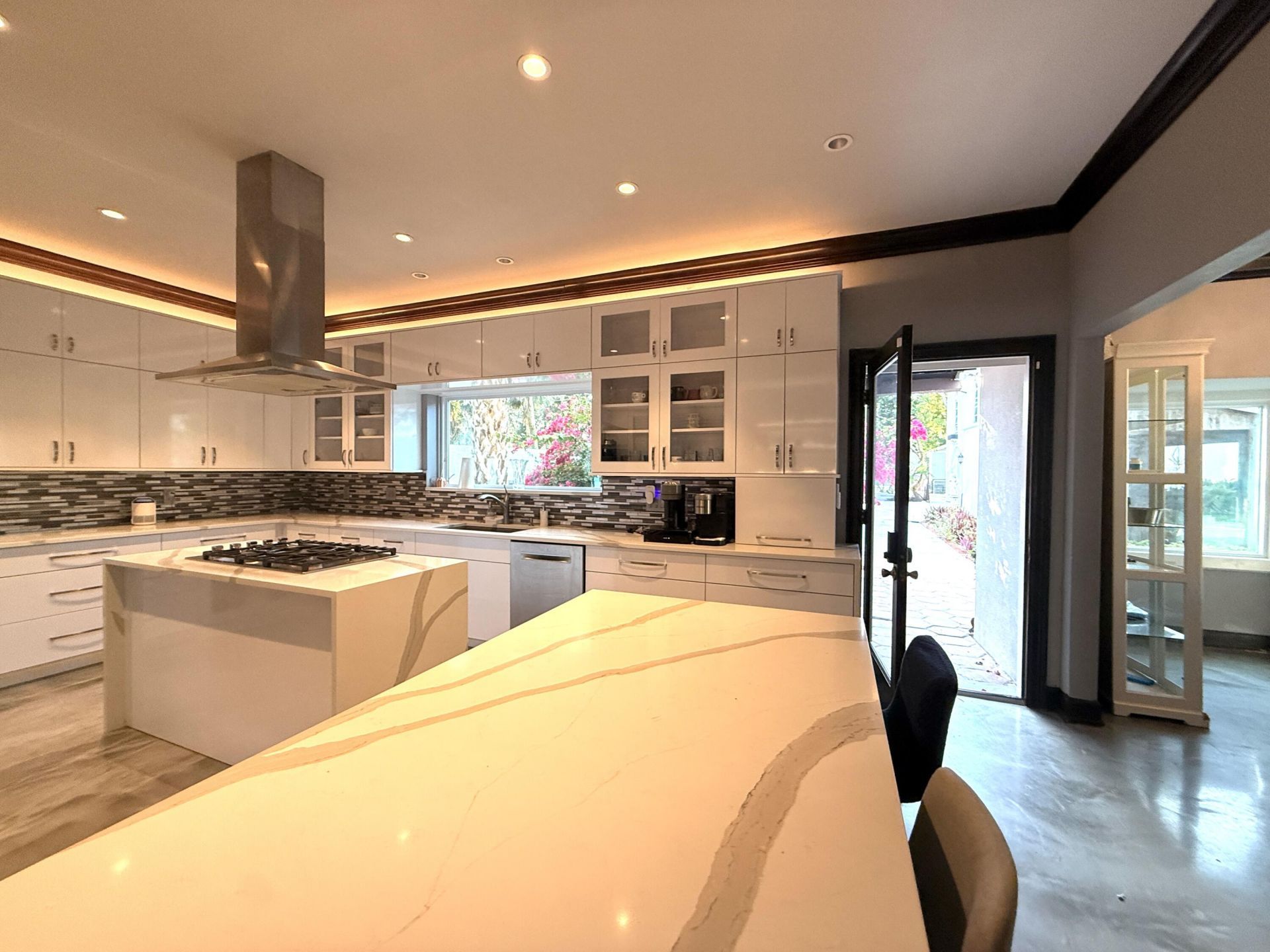 1009 S Indian River Drive, Fort Pierce, FL 34950 Photo