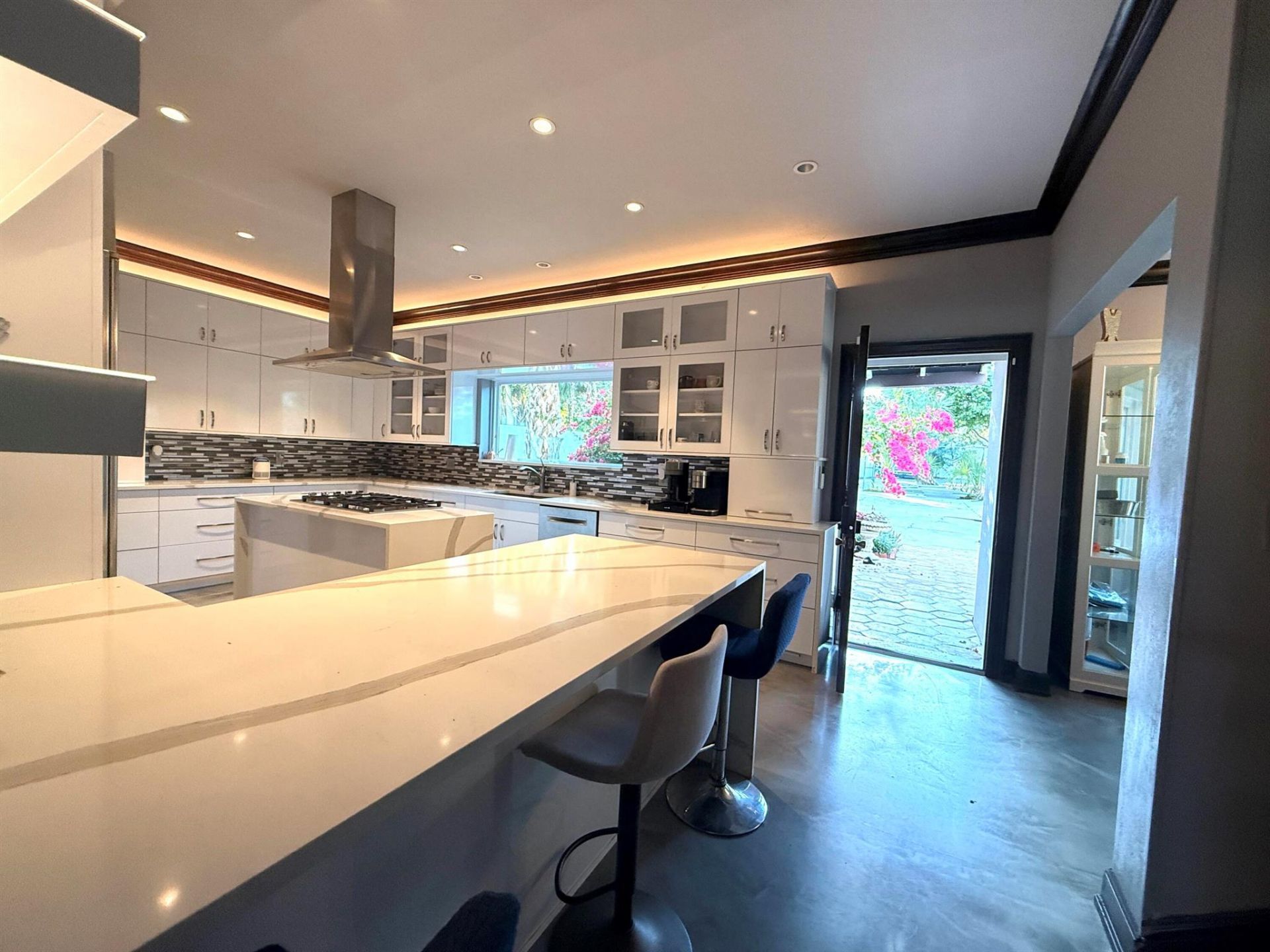 1009 S Indian River Drive, Fort Pierce, FL 34950 Photo