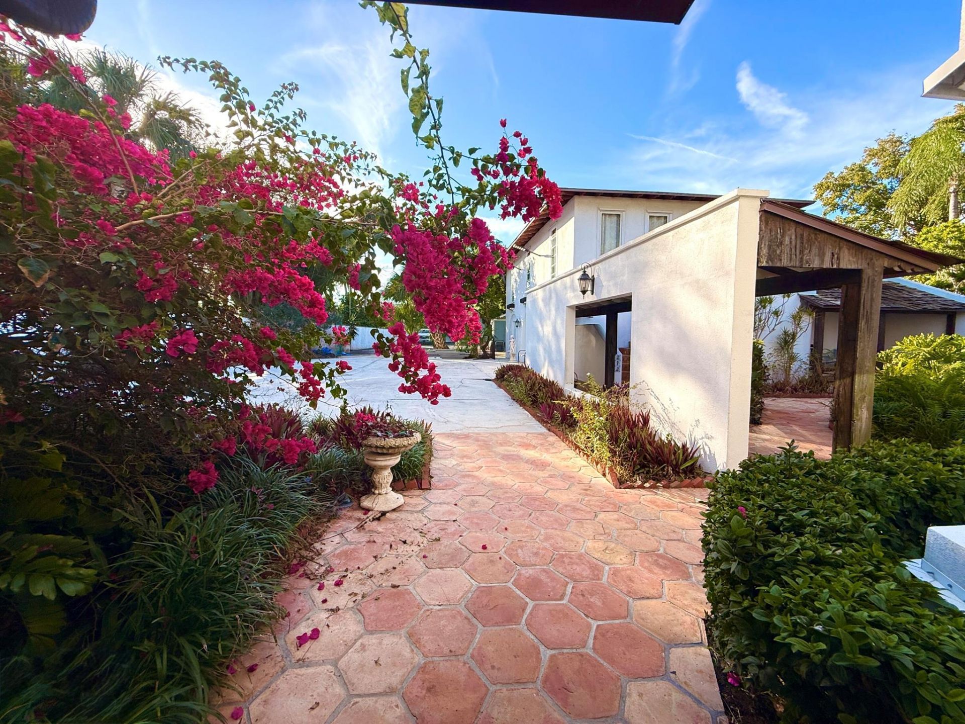 1009 S Indian River Drive, Fort Pierce, FL 34950 Photo