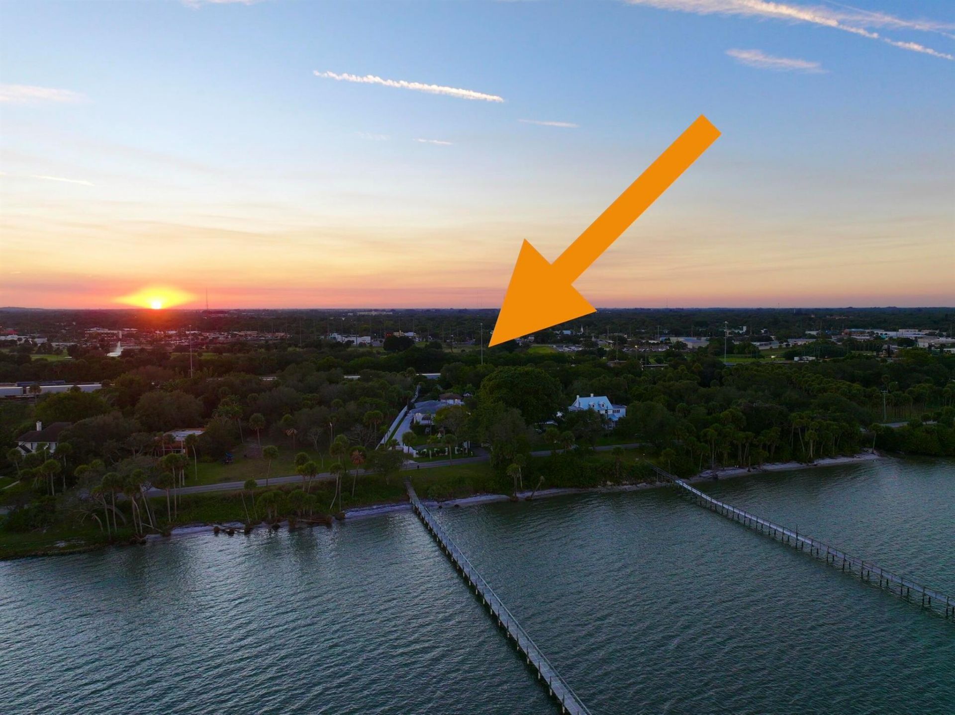 1009 S Indian River Drive, Fort Pierce, FL 34950 Photo