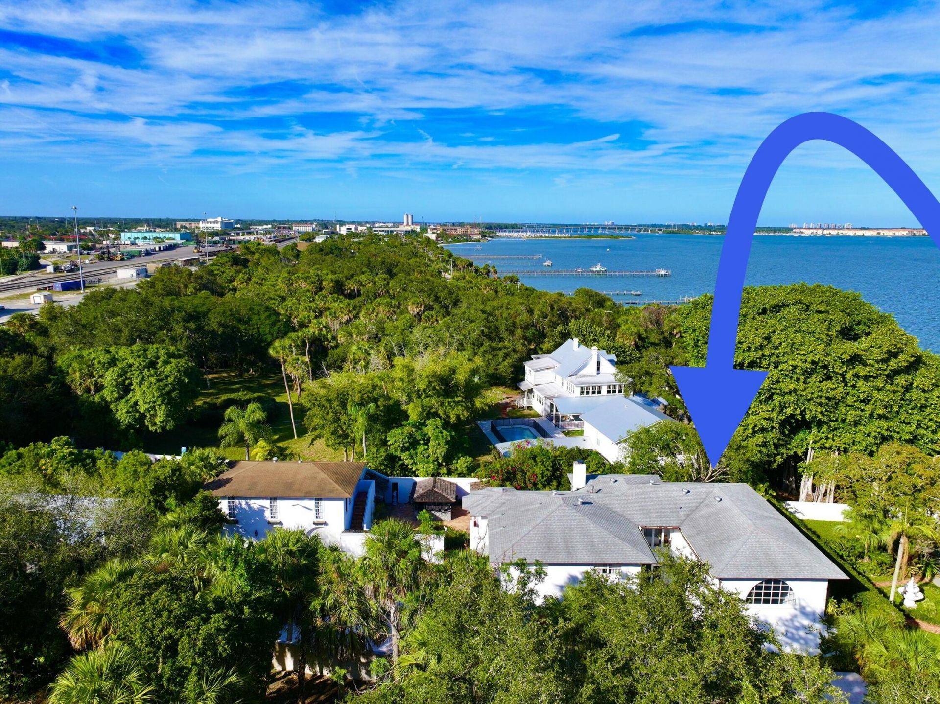 1009 S Indian River Drive, Fort Pierce, FL 34950 Photo