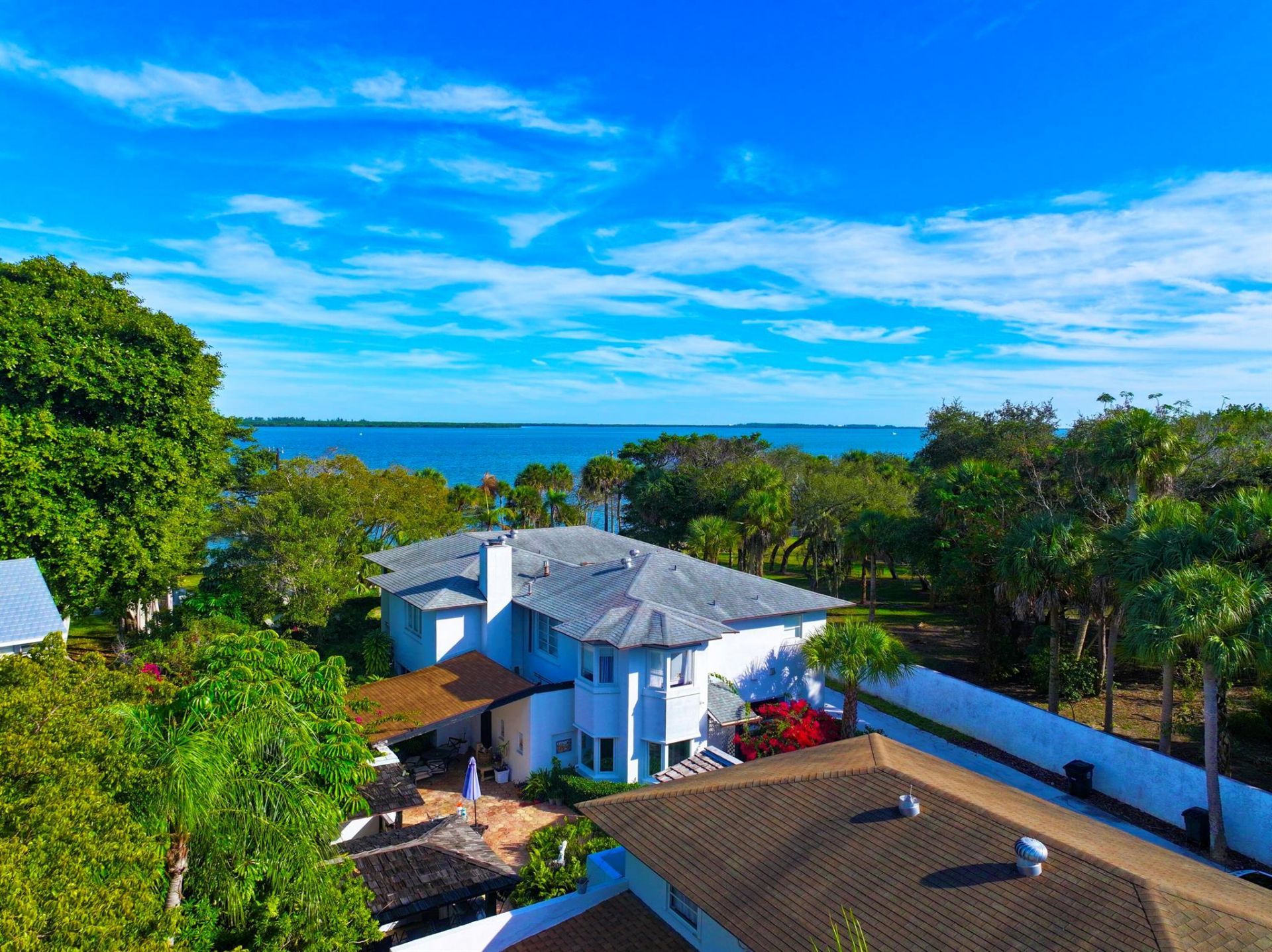 1009 S Indian River Drive, Fort Pierce, FL 34950 Photo