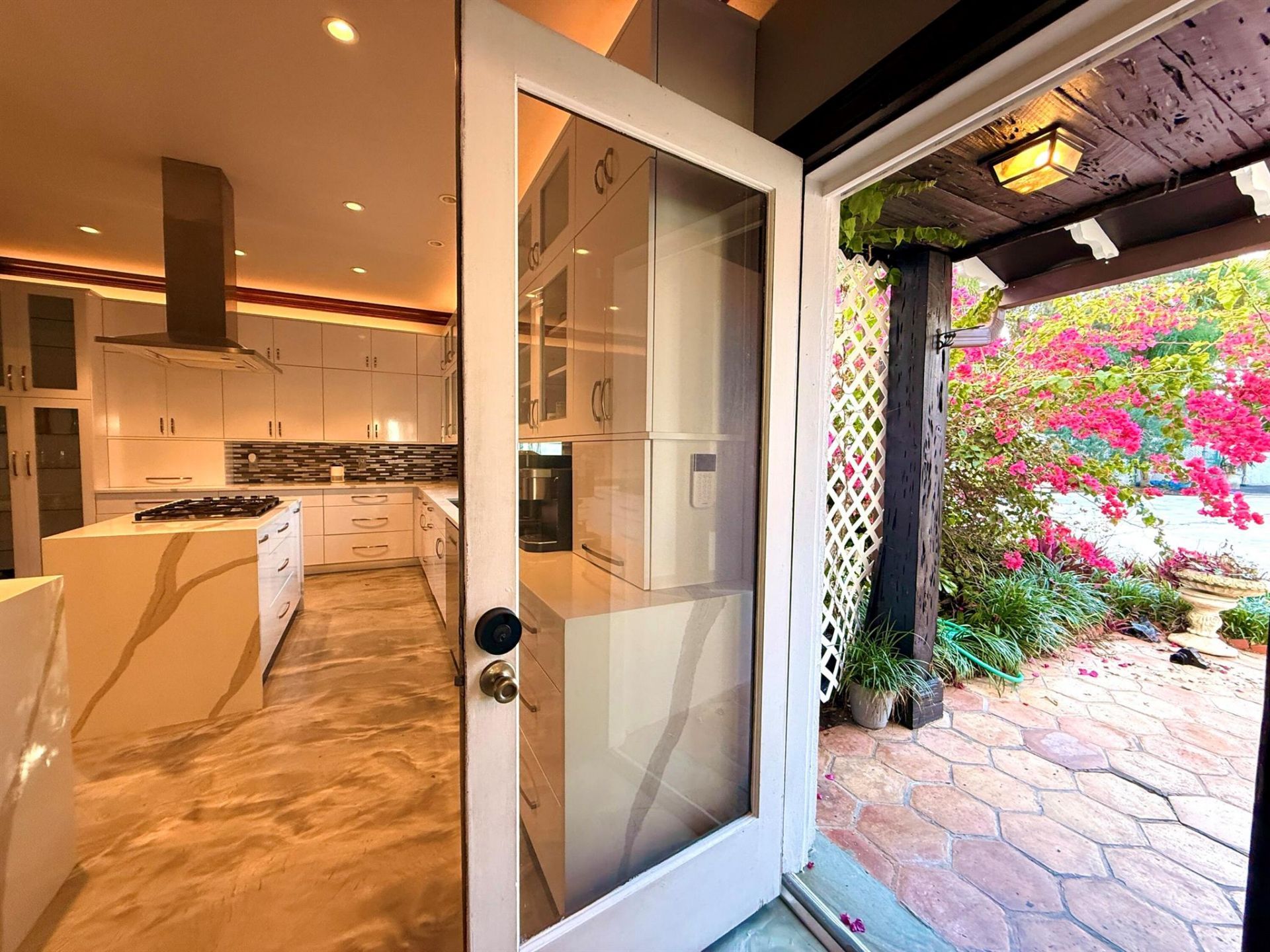 1009 S Indian River Drive, Fort Pierce, FL 34950 Photo