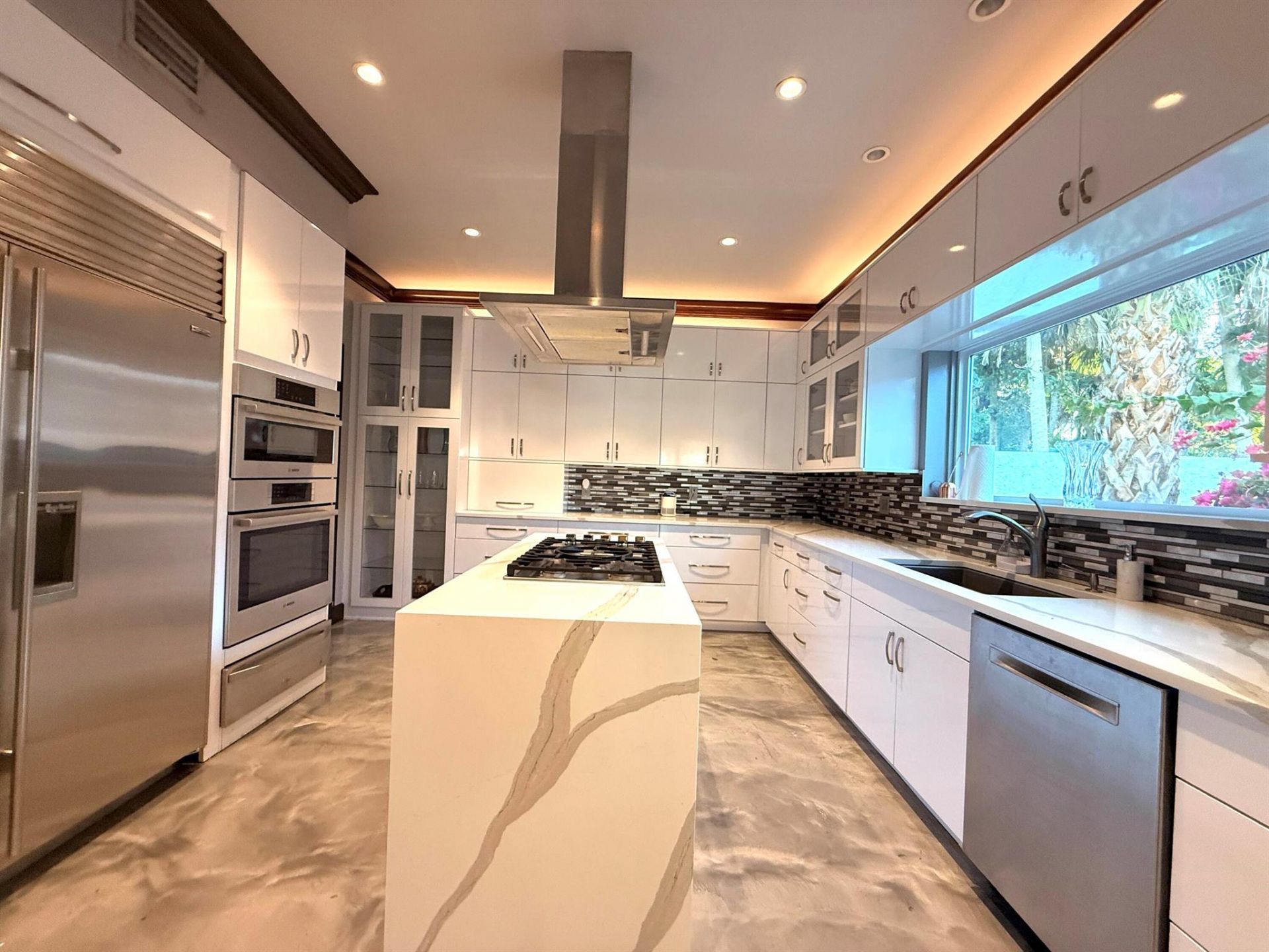 1009 S Indian River Drive, Fort Pierce, FL 34950 Photo