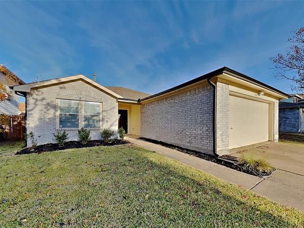 1007 Chelsea Lane, Forney, TX 75126