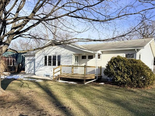 1101 S 8Th Street, Fairfield, IA 52556