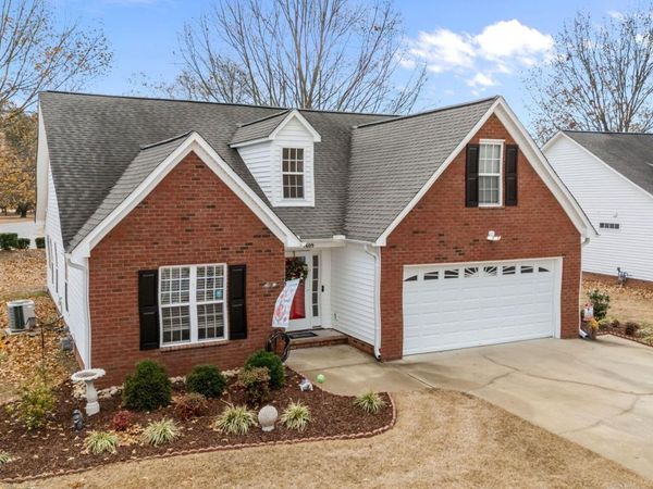 1609 Thayer Drive, Winterville, NC 28590