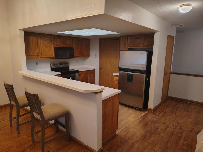 4531 White Leaf Way, Columbus, OH 43228 Photo 5