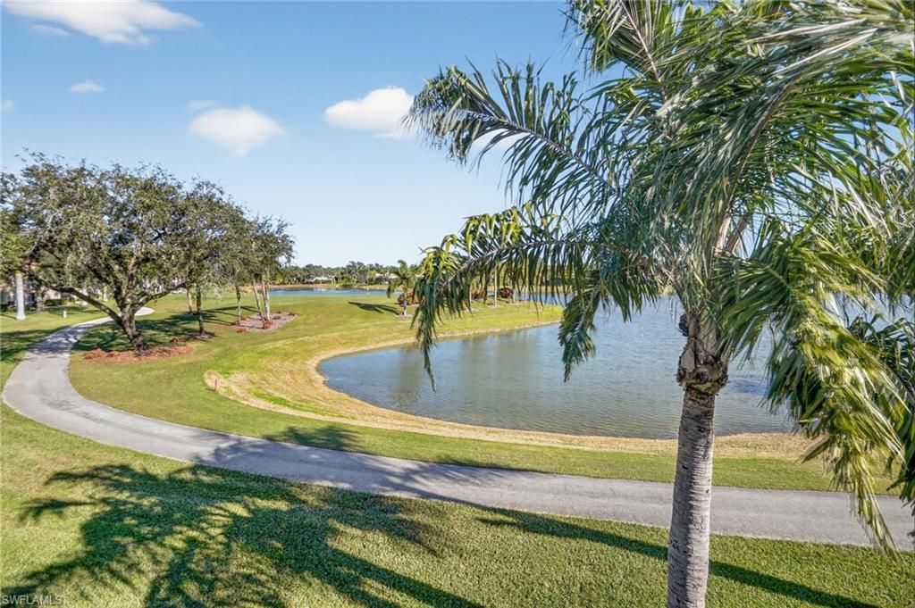 13046 Amberley Ct, Unit 611, Bonita Springs, FL 34135 Photo