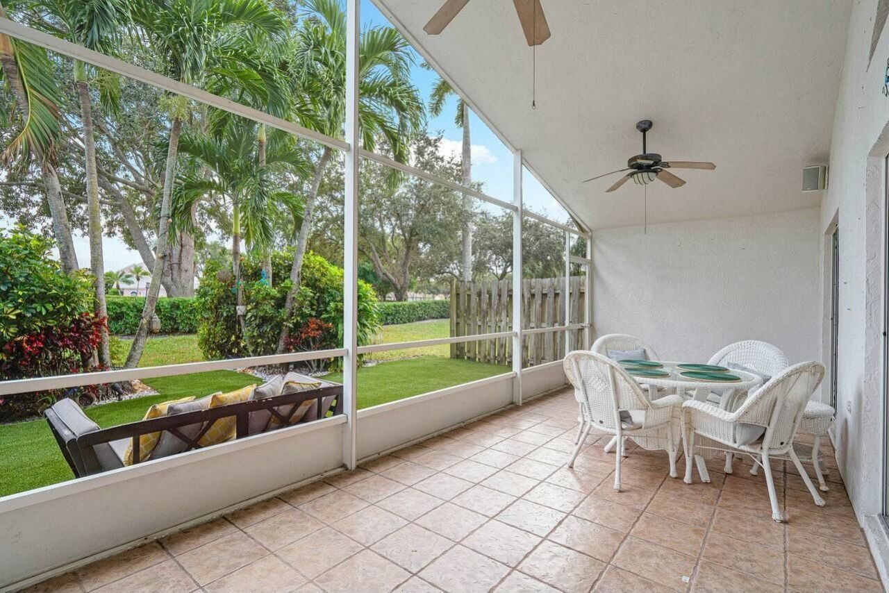 1643 Oak Berry Circle, Wellington, FL 33414 Photo