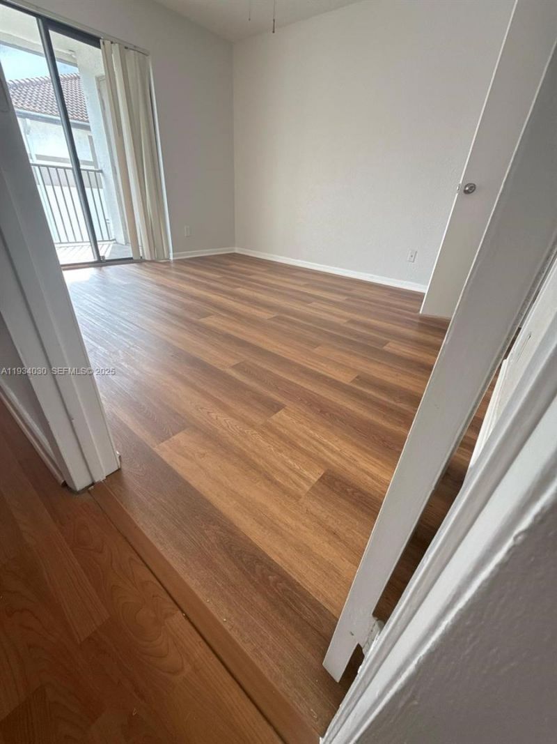 540 S Park Rd, Unit 212-9, Hollywood, FL 33021 Photo