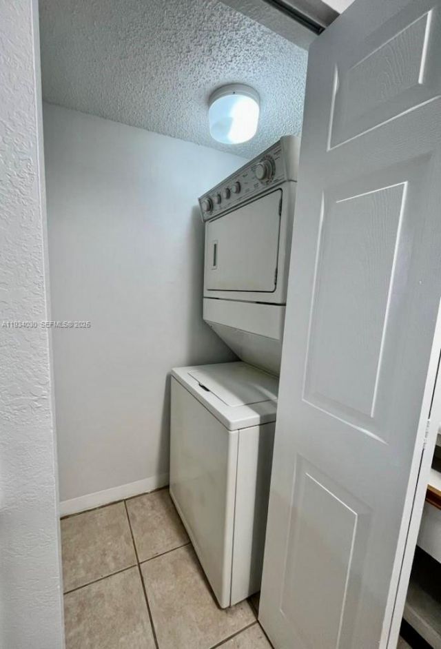 540 S Park Rd, Unit 212-9, Hollywood, FL 33021 Photo