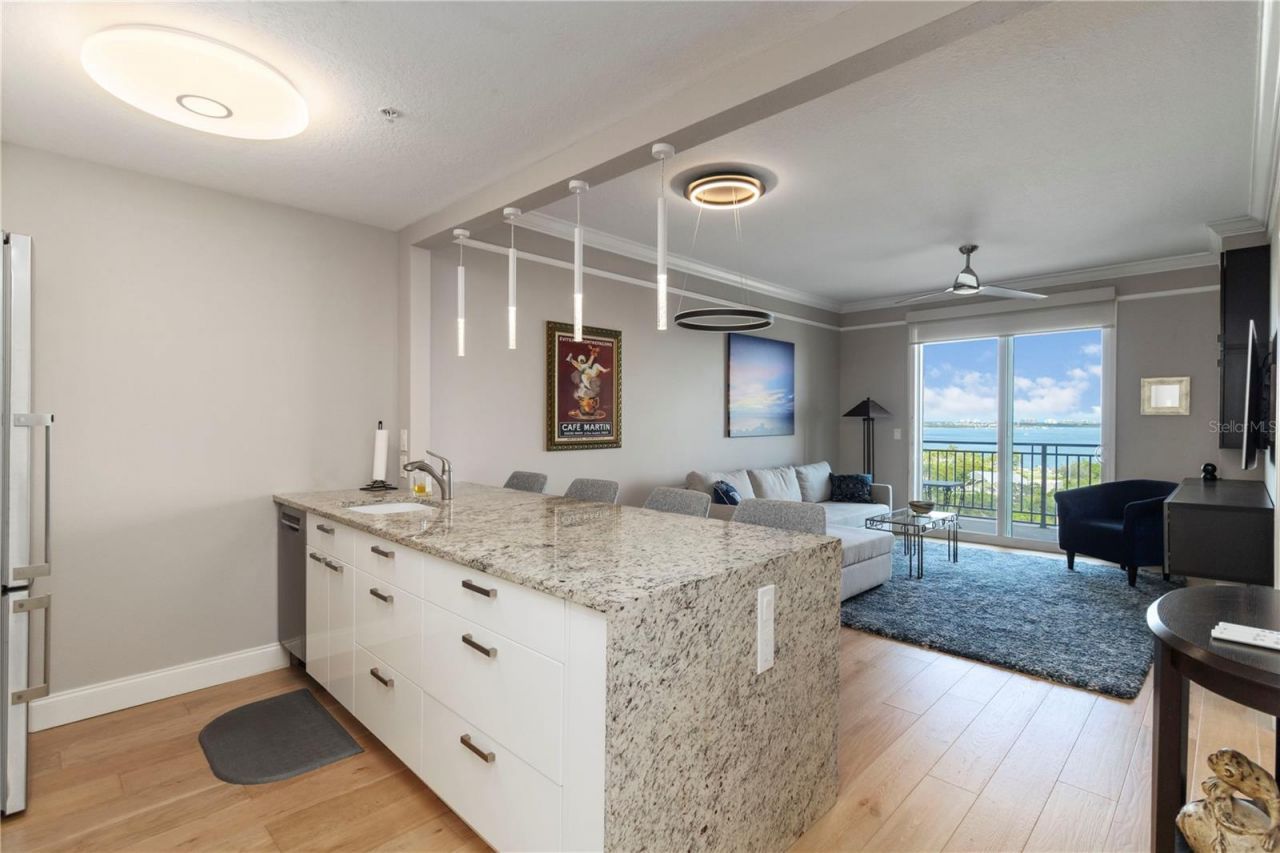 750 N Tamiami Trail, Unit 1005, Sarasota, FL 34236 Photo