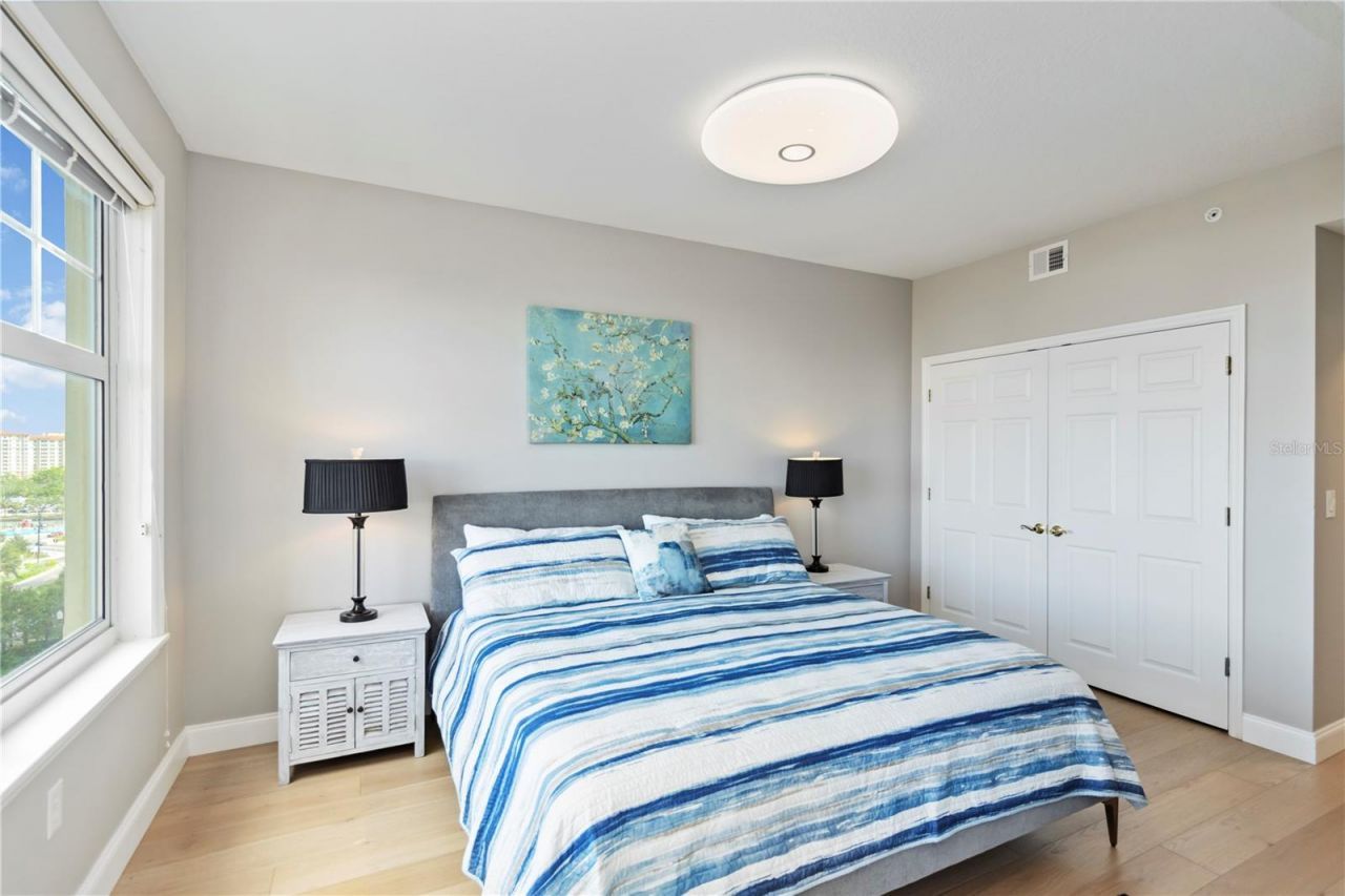 750 N Tamiami Trail, Unit 1005, Sarasota, FL 34236 Photo