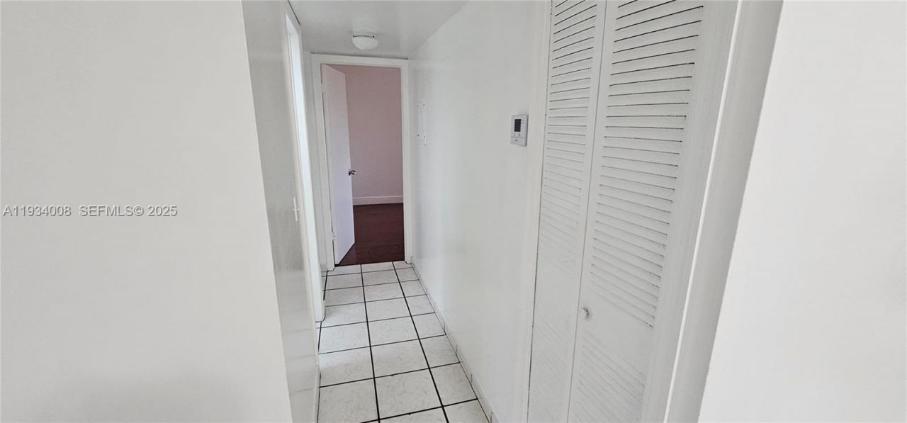 6820 W Flagler St, Unit 105, Miami, FL 33144 Photo