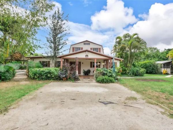 19810 SW 200th St , Miami, FL 33187