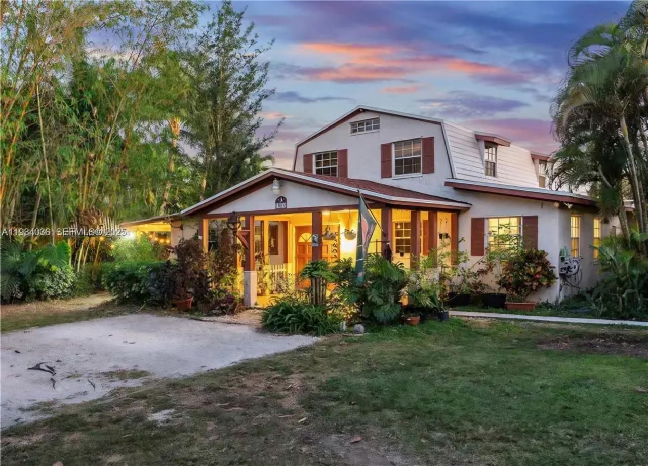 19810 SW 200th St , Miami, FL 33187 Photo