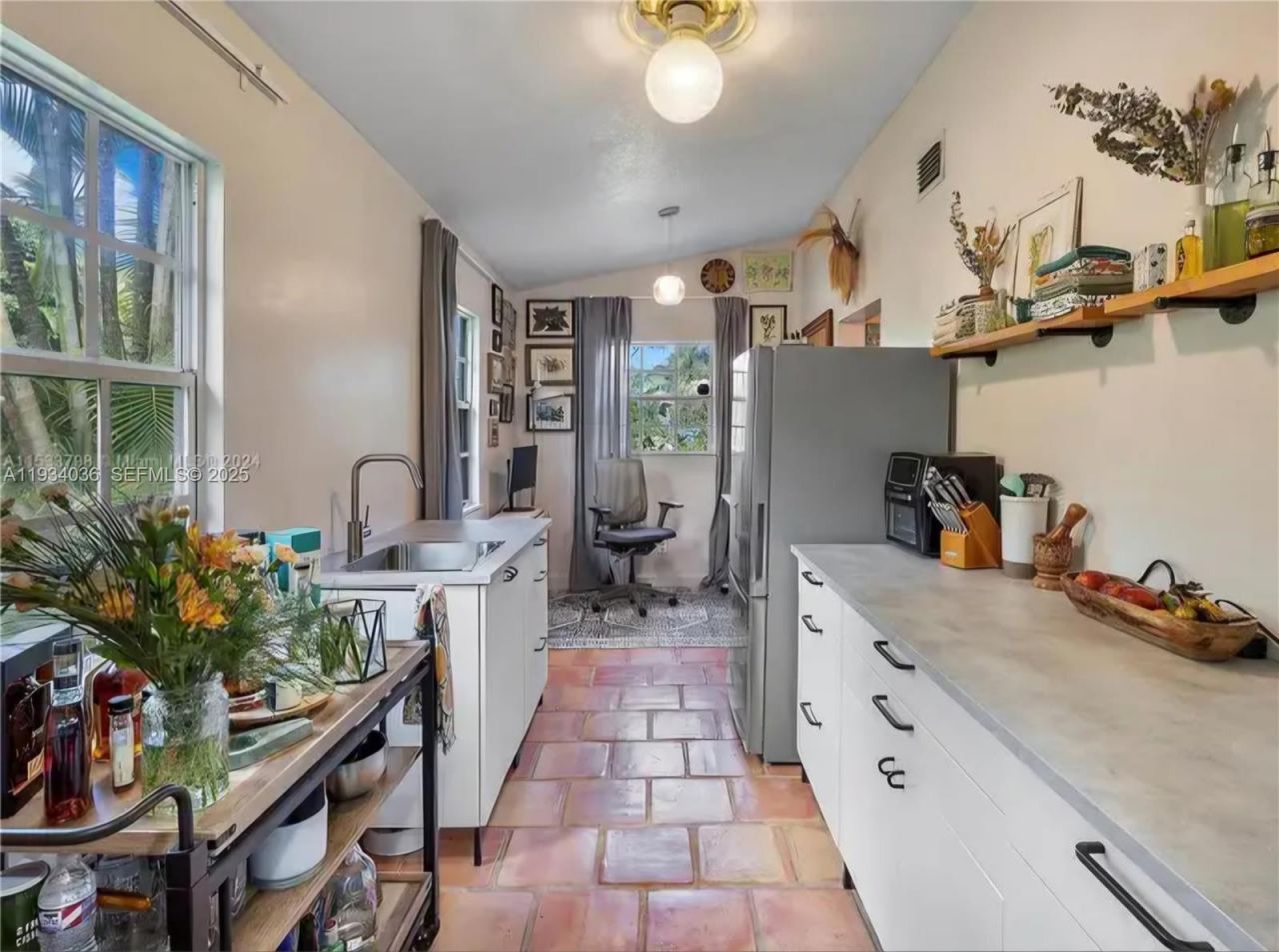 19810 SW 200th St , Miami, FL 33187 Photo