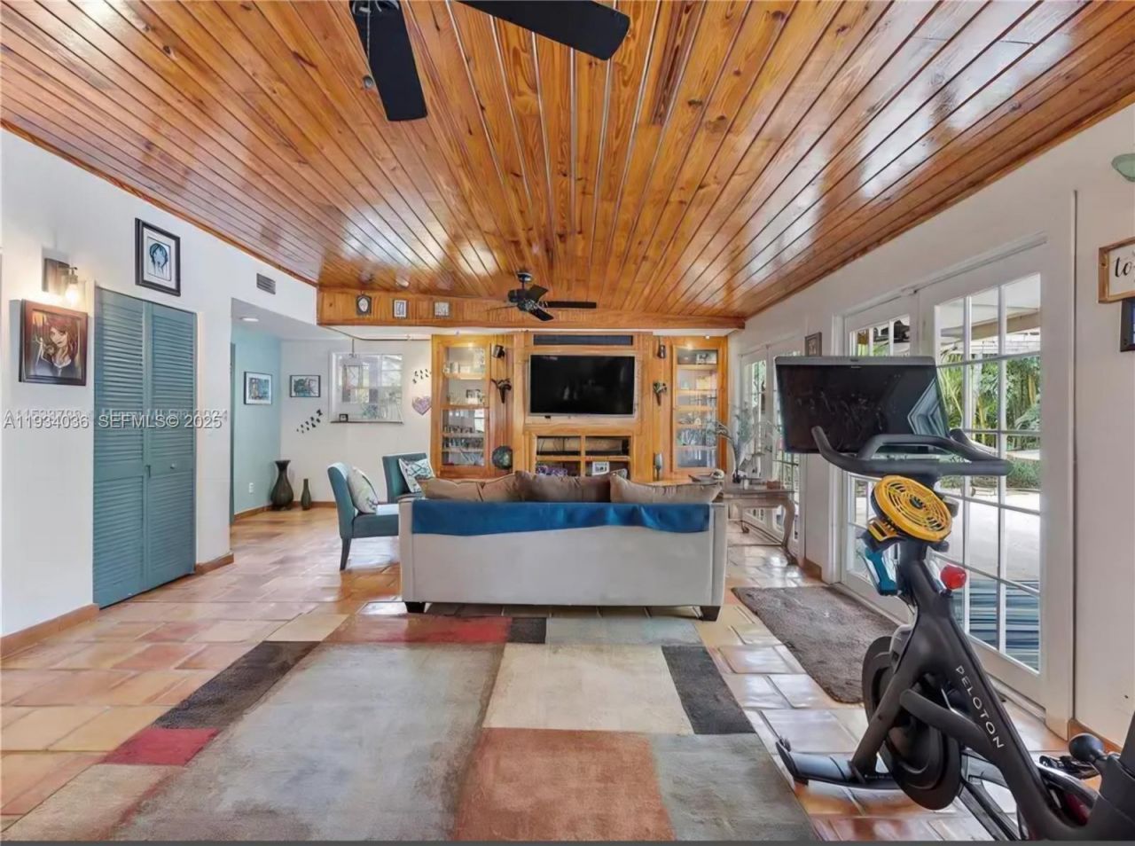 19810 SW 200th St , Miami, FL 33187 Photo