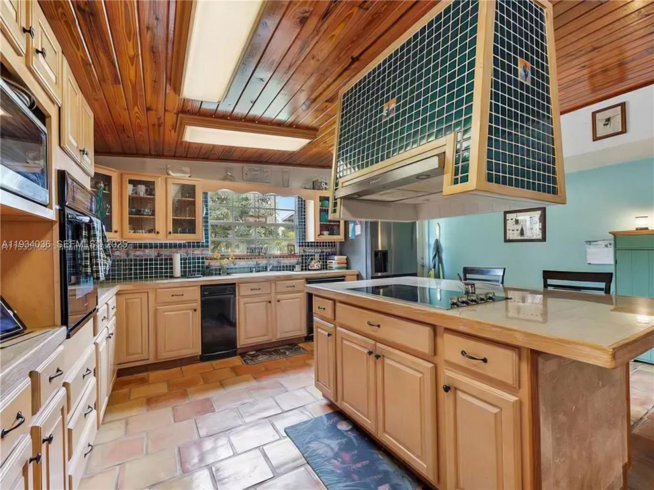 19810 SW 200th St , Miami, FL 33187 Photo