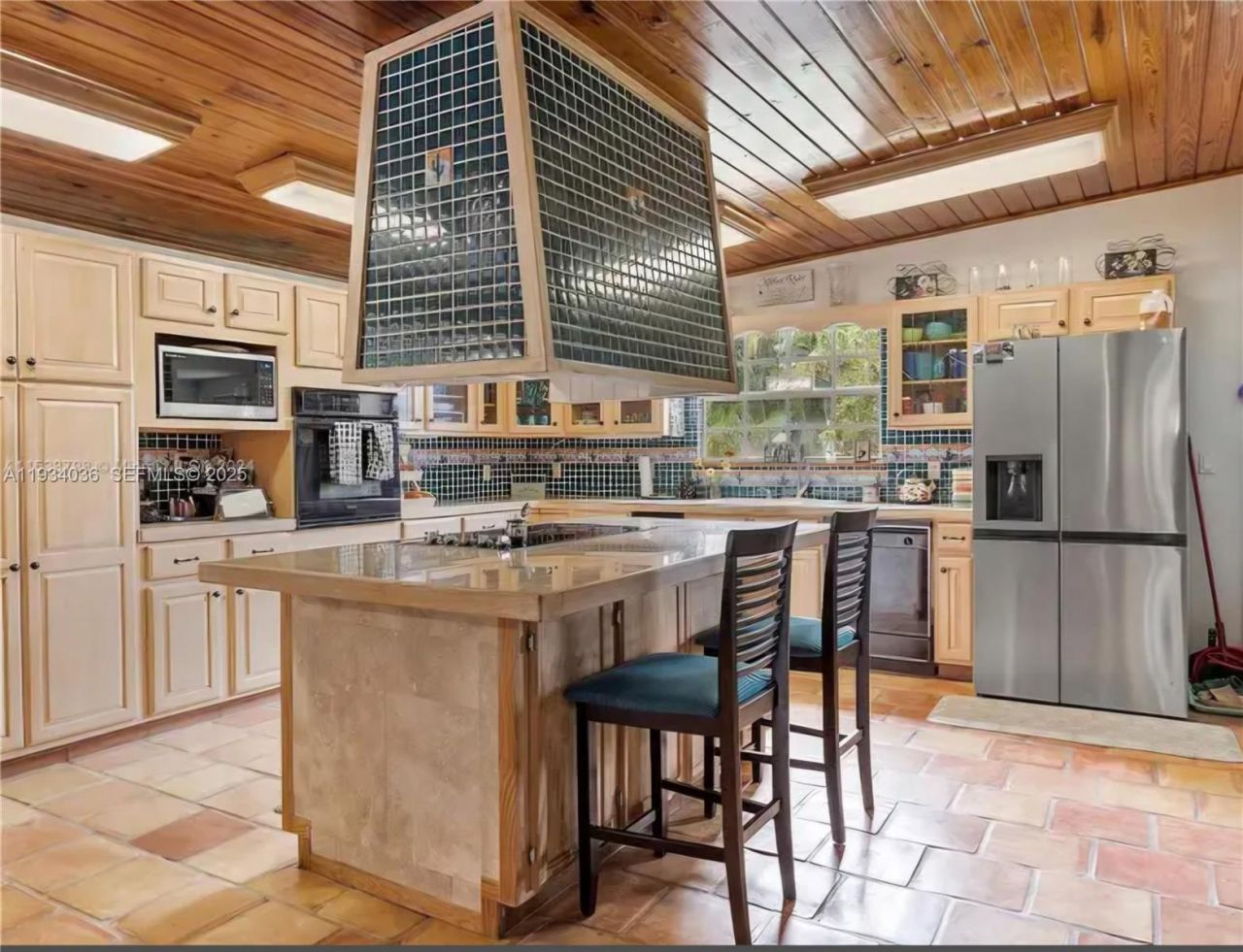 19810 SW 200th St , Miami, FL 33187 Photo